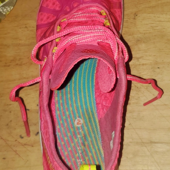 Pre-owned pair of Women's Merrell Crush Glove neon pink size 9.5 US - Picture 7 of 11